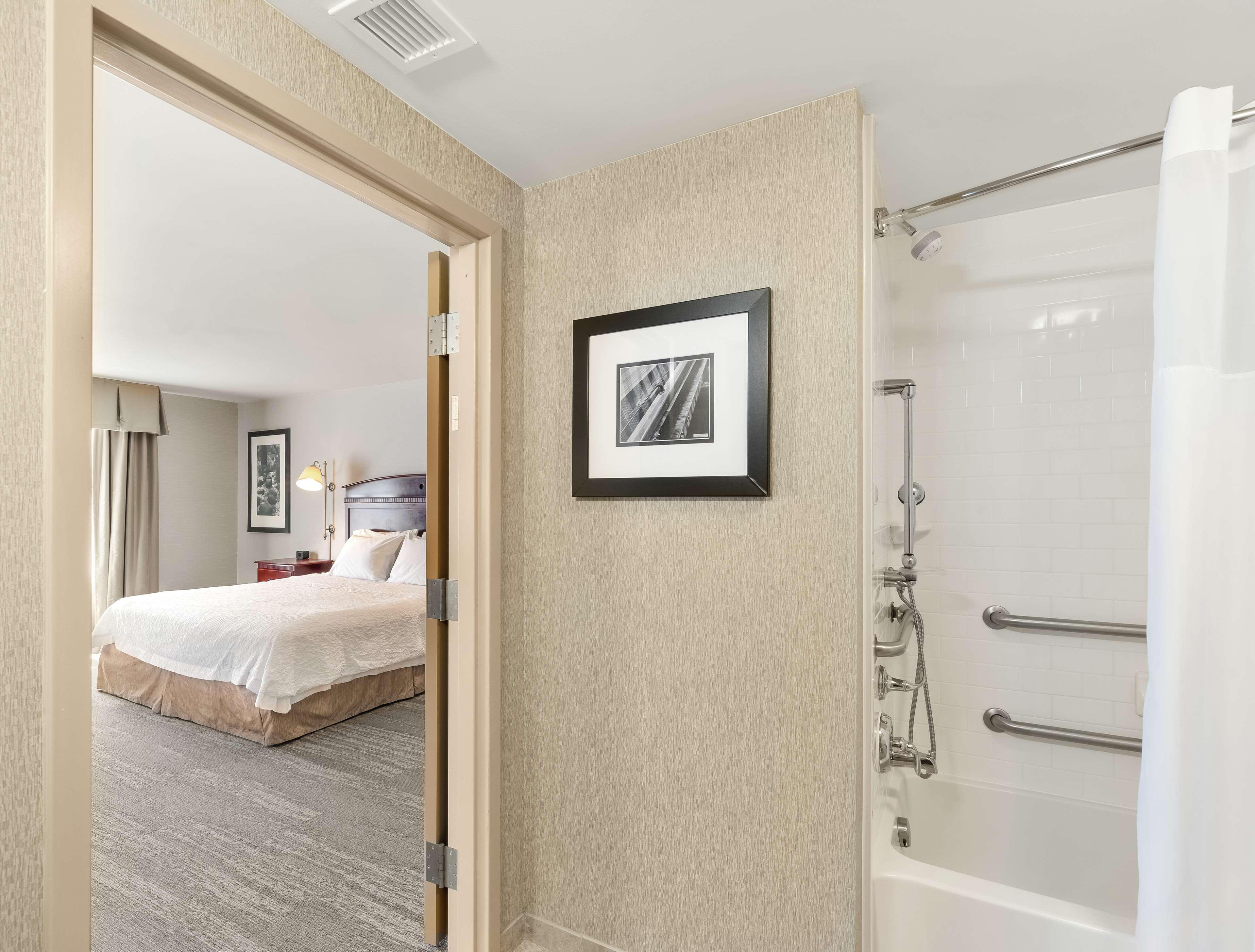 Hampton Inn Nashua Ngoại thất bức ảnh