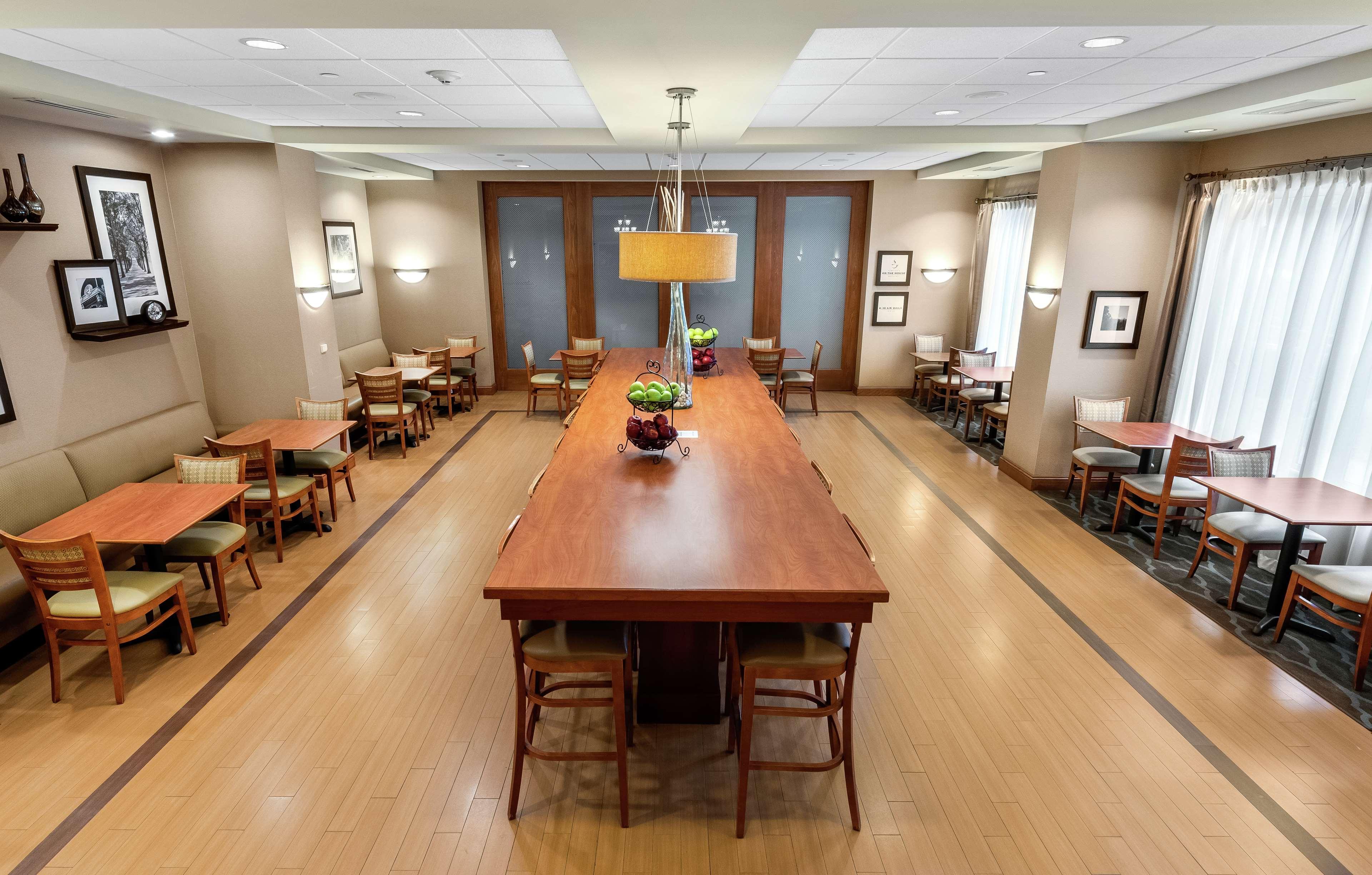 Hampton Inn Nashua Ngoại thất bức ảnh
