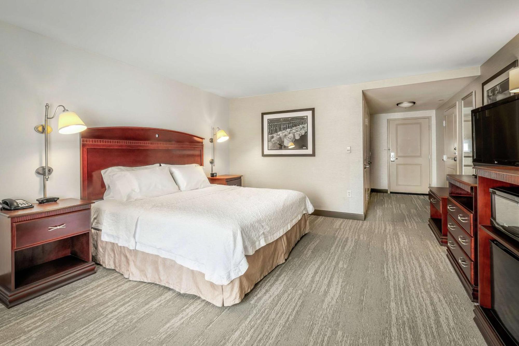 Hampton Inn Nashua Ngoại thất bức ảnh
