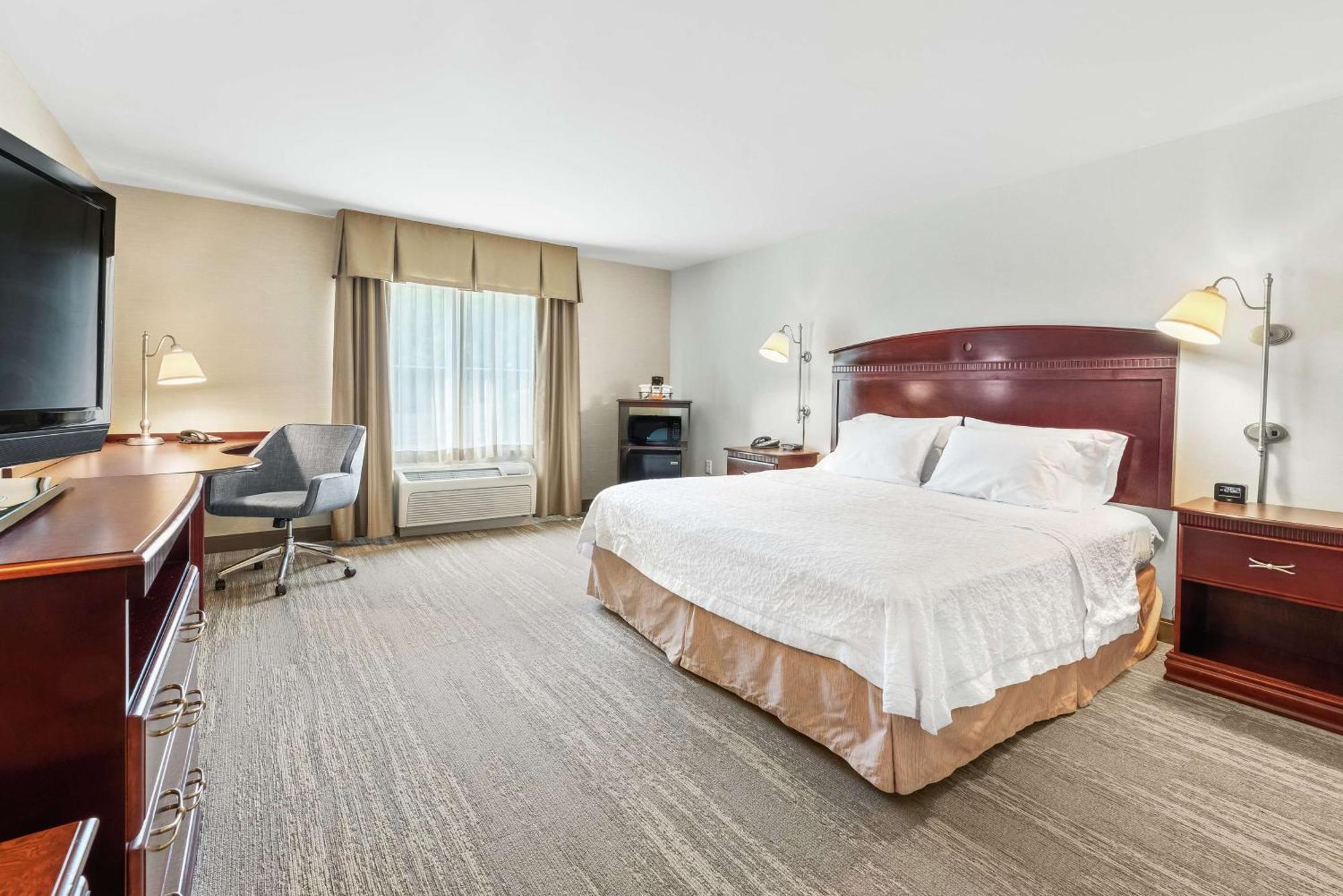 Hampton Inn Nashua Ngoại thất bức ảnh